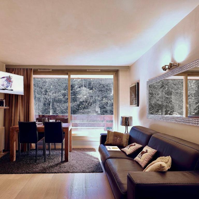 Studio rénové à Courchevel 1850, skis aux pieds, 4 pers, parking inclus - Studio - 1