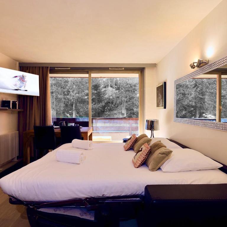Studio rénové à Courchevel 1850, skis aux pieds, 4 pers, parking inclus - Studio - 9