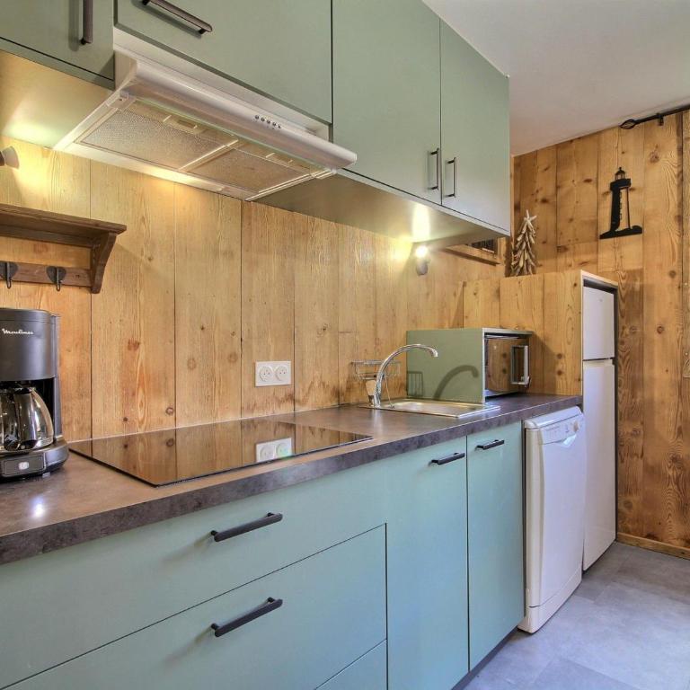 Bel appartement rénové 2 pièces cabine, 4-5 pers, vue station, Wifi - FR-1-455-279 - Apartment - 3
