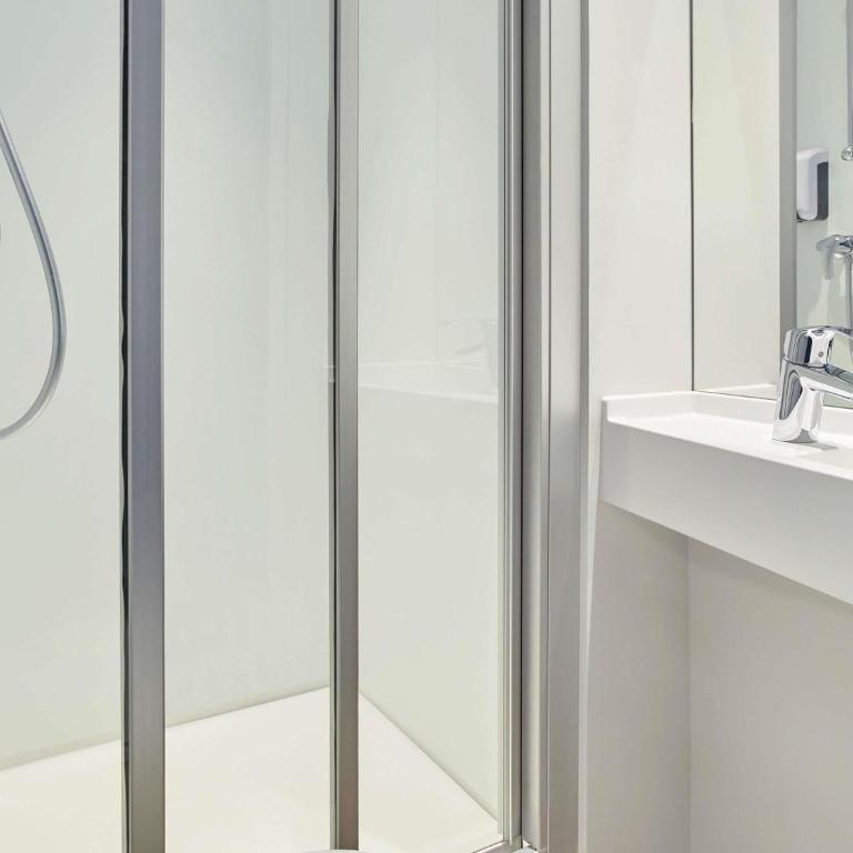 hotelF1 Dijon Nord - Chambre Cabrio avec Salle de Bains Privative - 2