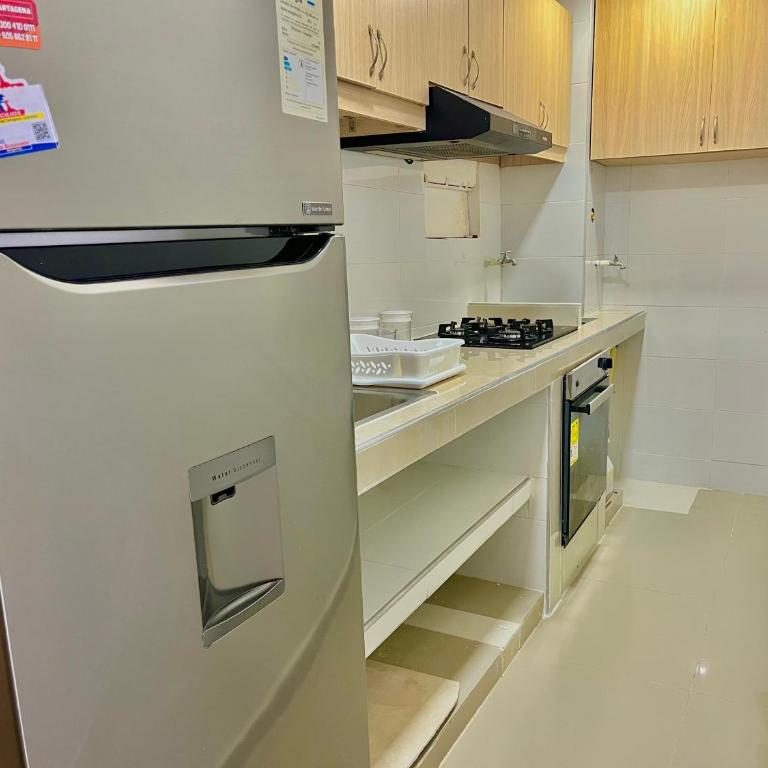 Apartamento en Cartagena cerca al mar - Two-Bedroom Apartment with Partial Ocean View - 26