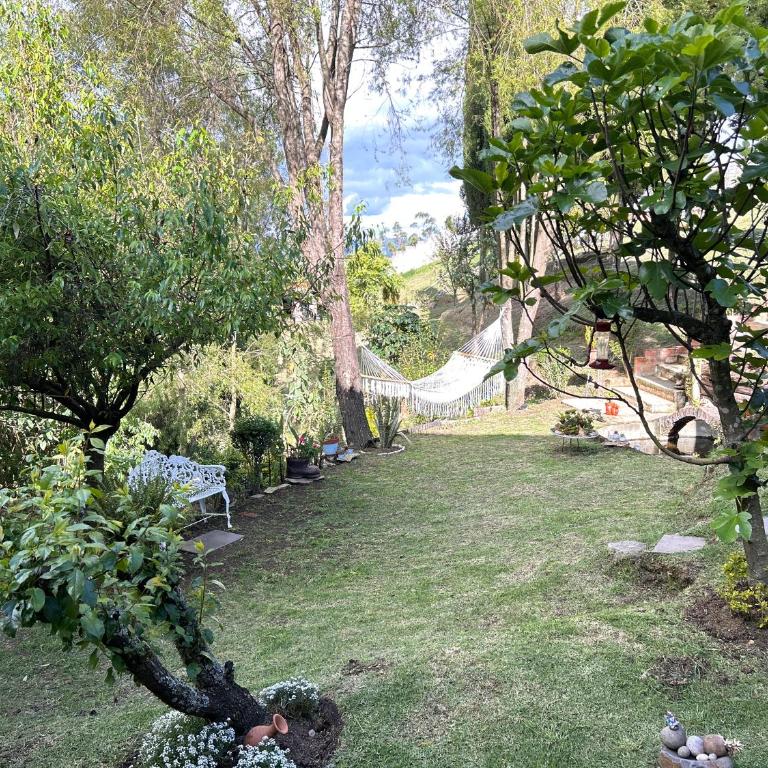 Suite de lujo con naturaleza y BBQ cerca de Cuenca - Apartamento de 1 dormitorio - 98