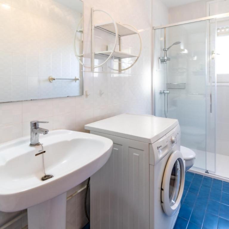 Cap Ras 03 - Ático acogedor con vistas al mar - Apartamento de 2 dormitorios - 11
