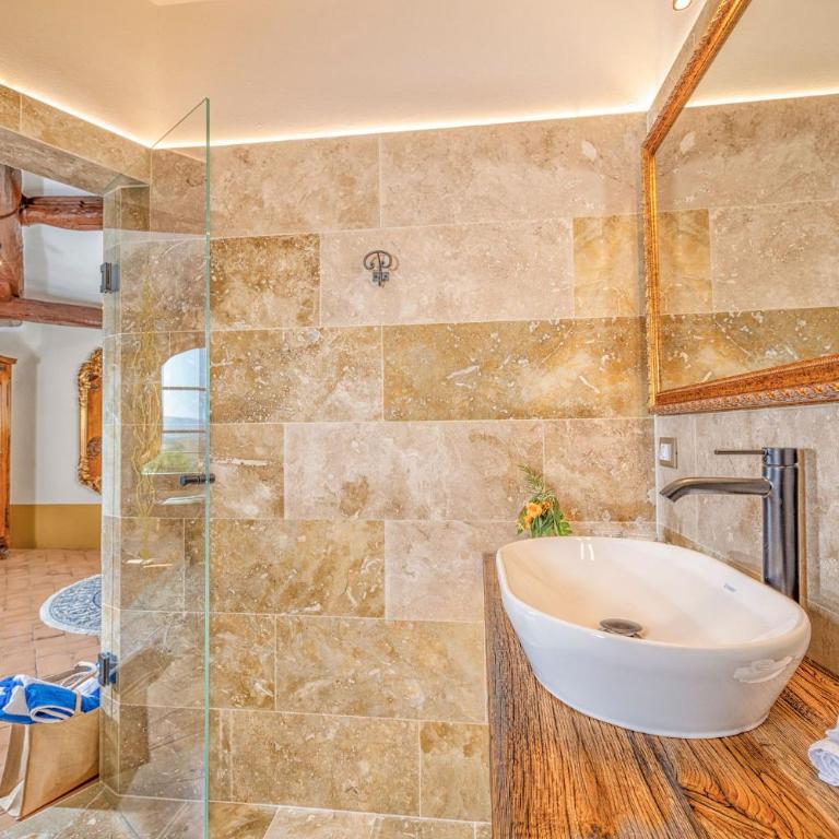 Villa MonteLandi - Appartamento Deluxe con 2 Camere da Letto e Vista Giardino - 2