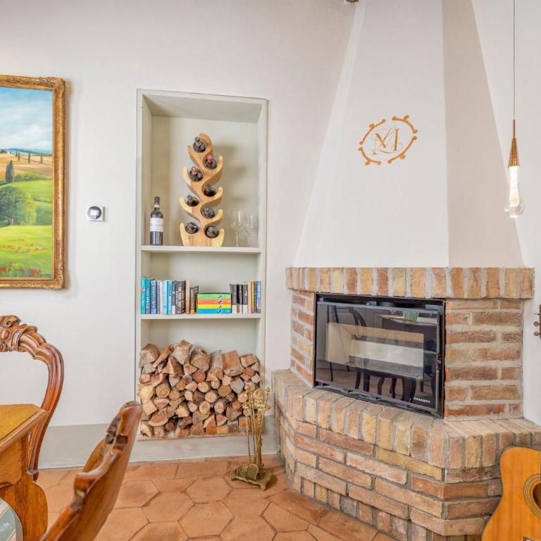 Villa MonteLandi - Appartamento con 2 Camere da Letto e Vista Giardino - 1