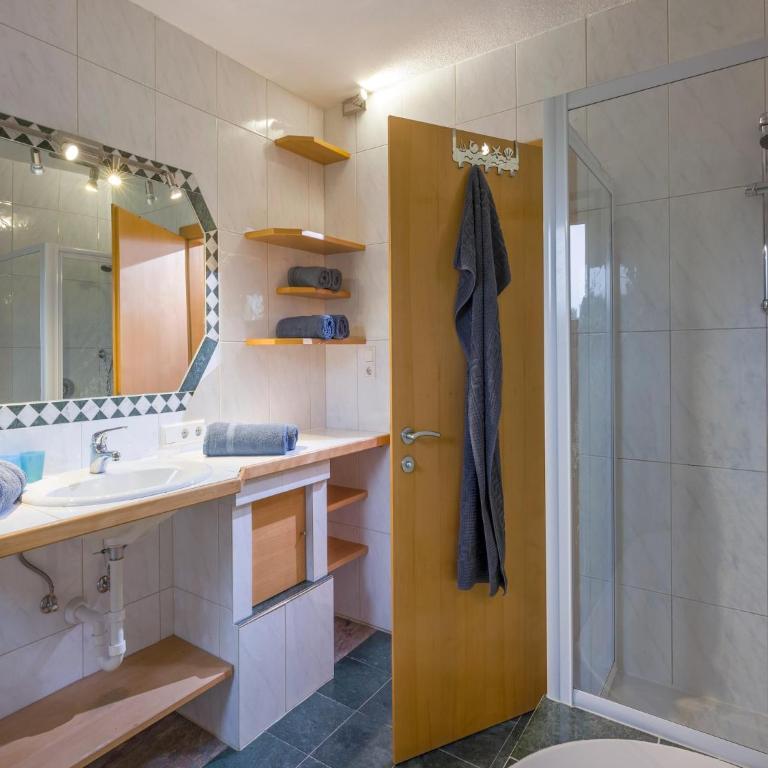 Pleasing Apartment in Kaltenbach near Ski Area - Apartment mit 2 Schlafzimmern - 10