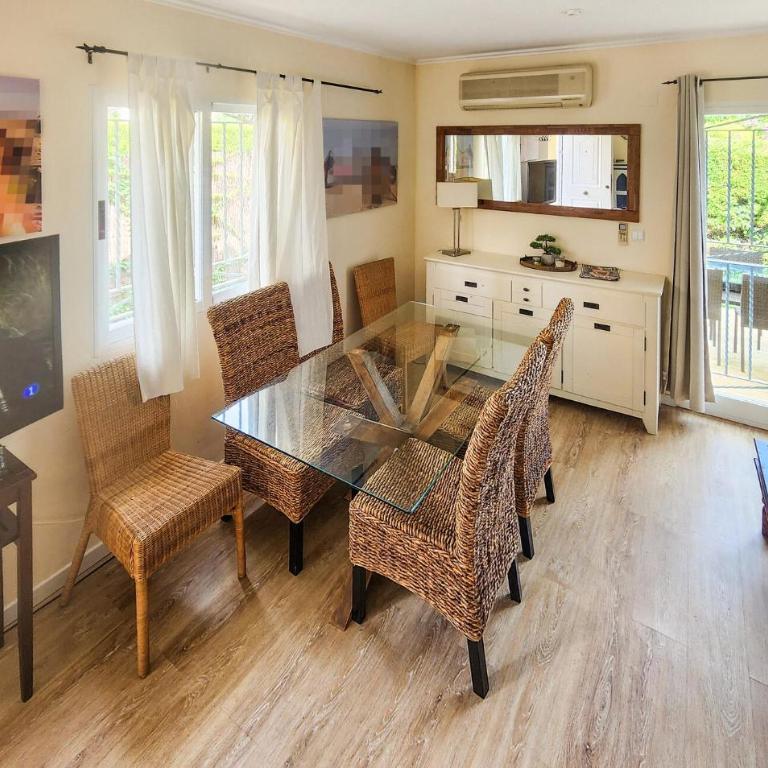 Stunning Home In Oliva With House Sea View - Casa Vacacional de 3 dormitorios - 2