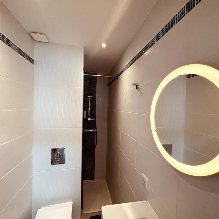 My Collioure La Parenthèse - Sauna, Spa and Beach - One-Bedroom Apartment - 18