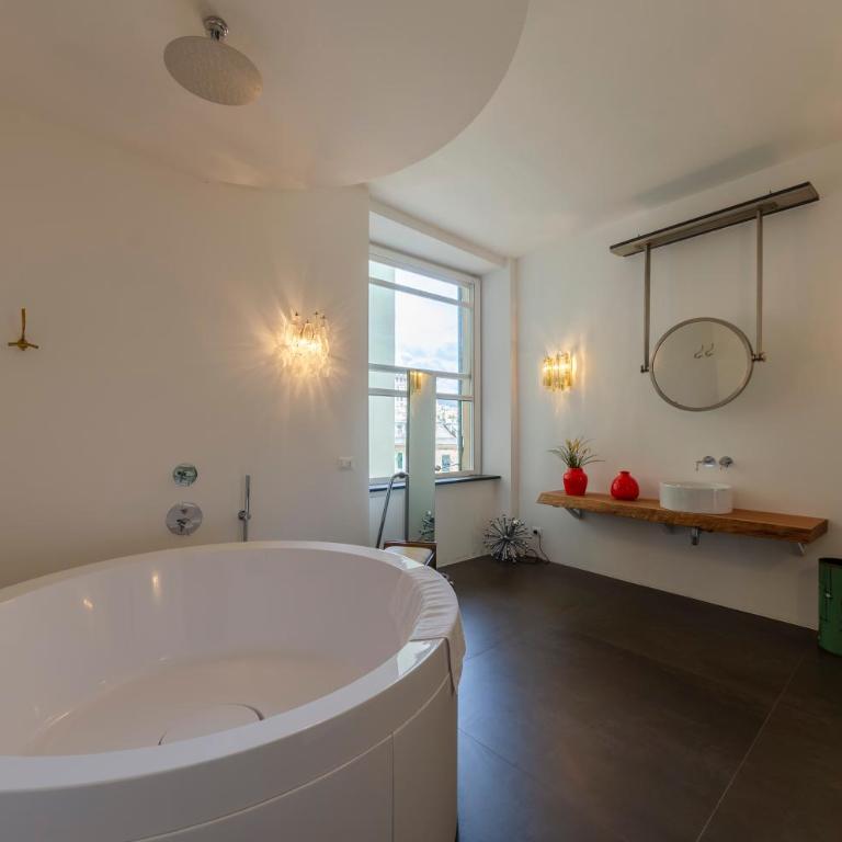 JOIVY Exclusive Flat for 7 near Cathedral of Genoa - Appartamento Deluxe - 31