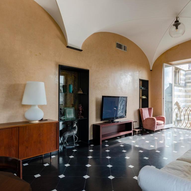 JOIVY Exclusive Flat for 7 near Cathedral of Genoa - Appartamento Deluxe - 7