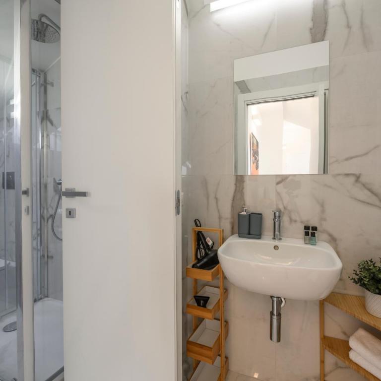 Novara, 6 - Attic with style - Appartamento con 1 Camera da Letto - 32