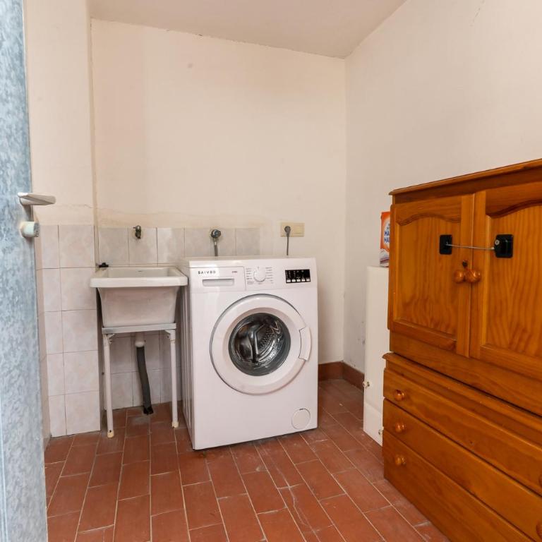 rentafive - Nuevo - Centro - A/C - Apartamento con balcón - 24