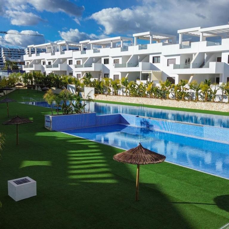 SUNNY HILLS lovely apartment - Apartamento de 2 dormitorios con terraza - 1