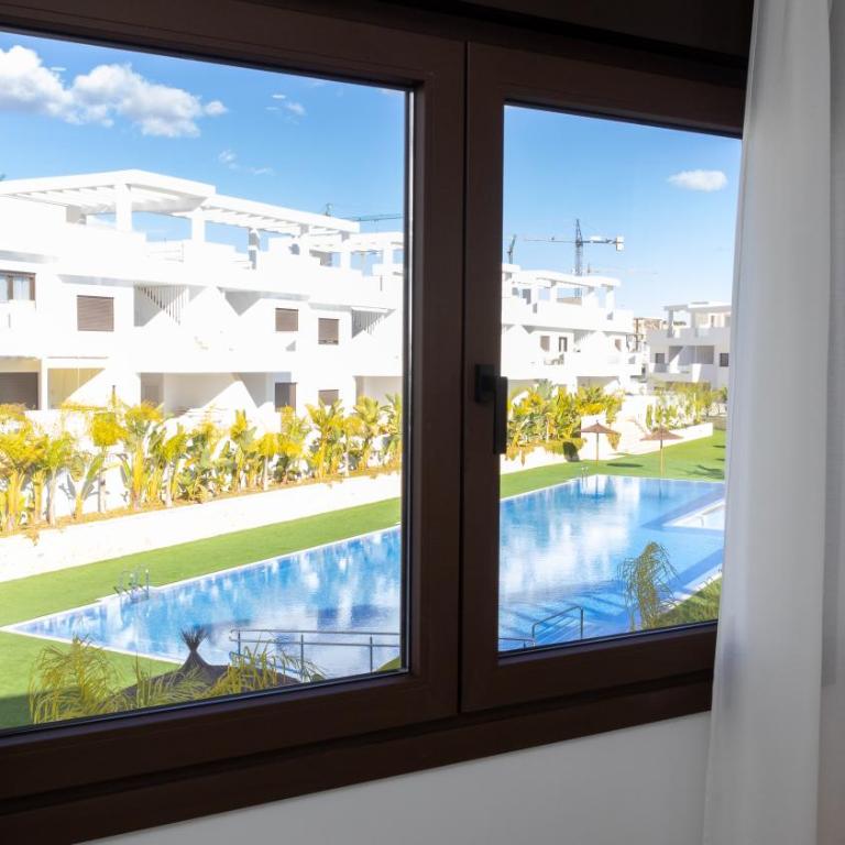 SUNNY HILLS lovely apartment - Apartamento de 2 dormitorios con terraza - 11