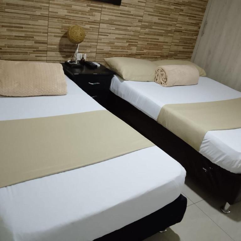 HotelIam Armenia - Encanto y descanso en el corazon del Quindio - Habitación Familiar Estándar - 1