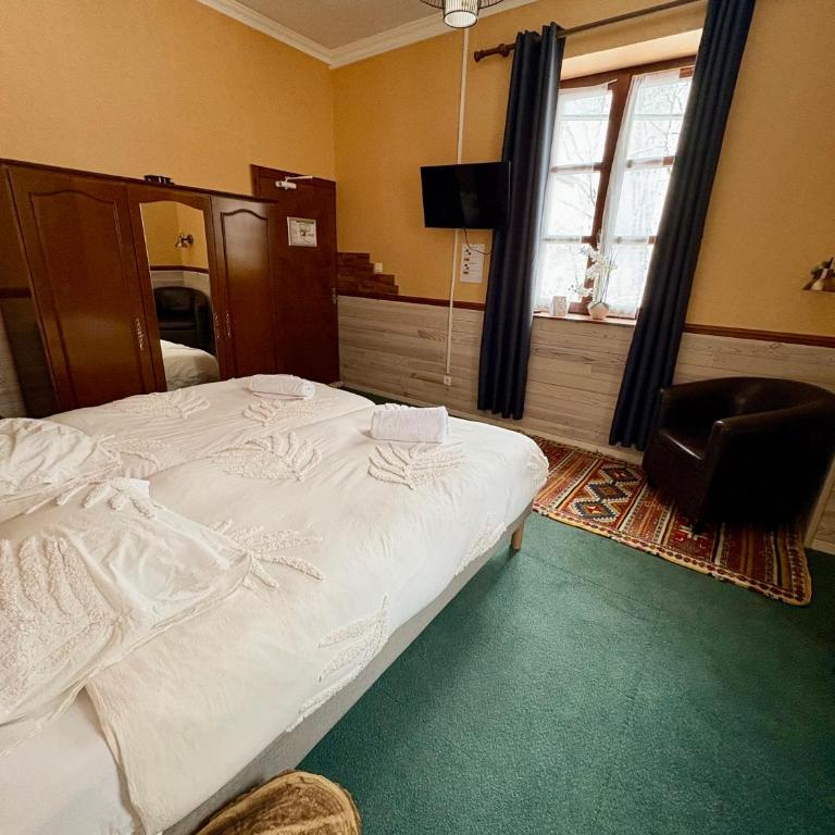 La Petite Auberge - Chambre Double avec Terrasse - 4