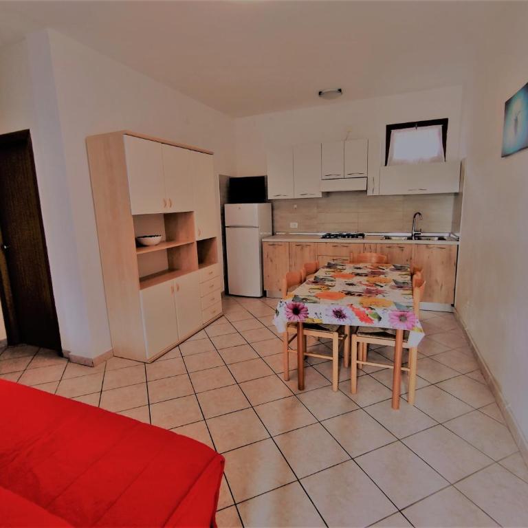 VILLA Laura - Appartamento con 2 Camere da Letto - 3