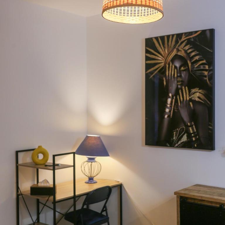 Appart Ciné Spa Amiens Cathédrale Parking Beffroi - Appartamento Familiare con 2 Camere da Letto - 16
