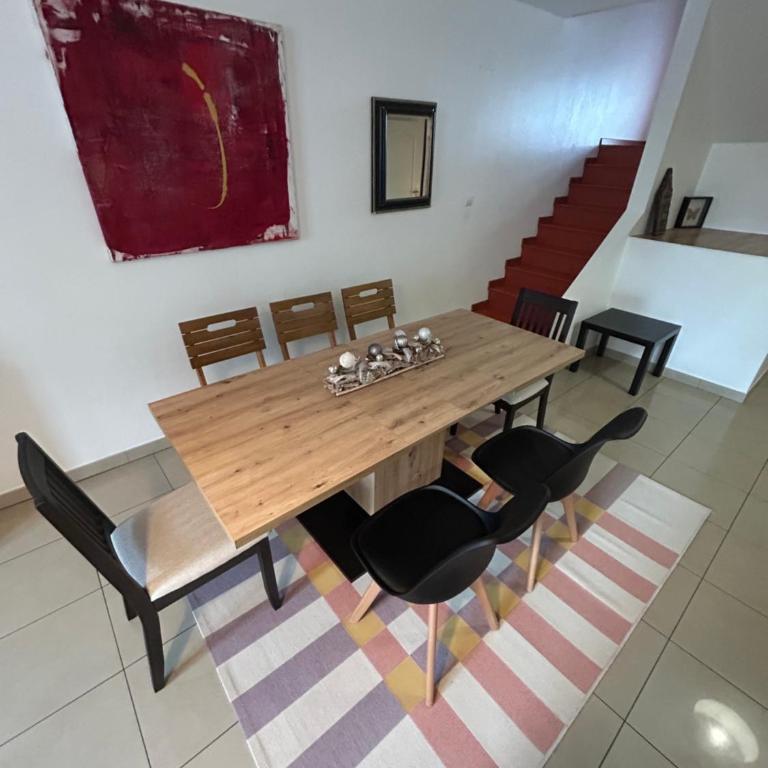 Appartement spacieux Neudorf, Strasbourg - Three-Bedroom Apartment - 3