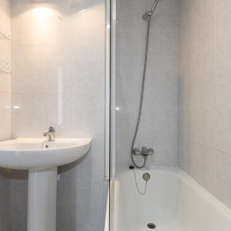 UHC Riviera Family Apartments - Apartamento de 2 dormitorios - 23