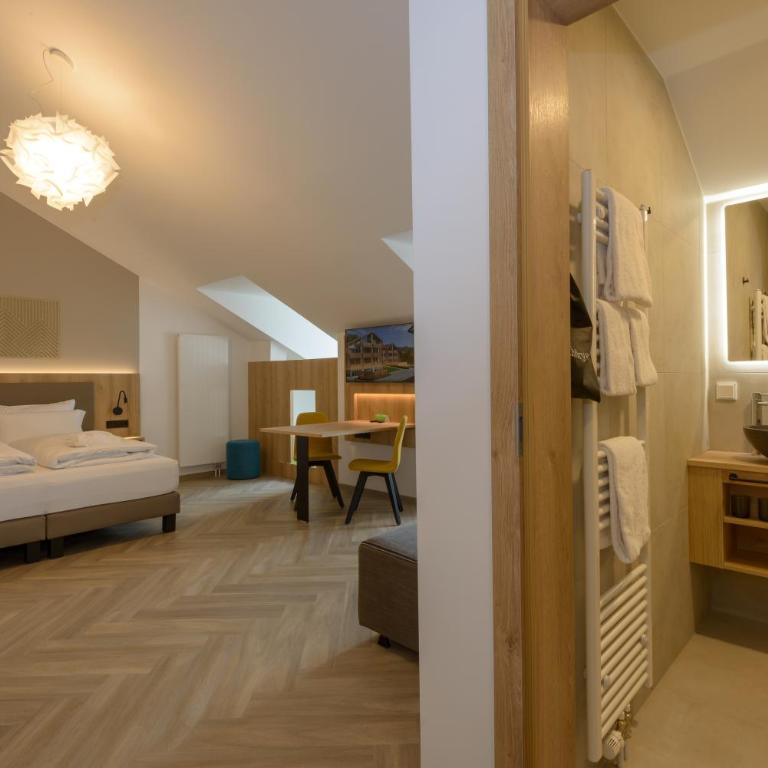 BERGlässig Hotel - Getränke inkl bei Halbpension - Familienzimmer - 4