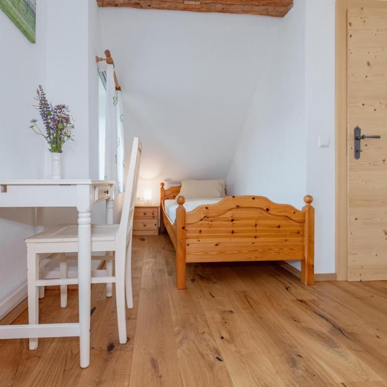 Rutarhof - Apartment mit 2 Schlafzimmern und Bergblick - 9
