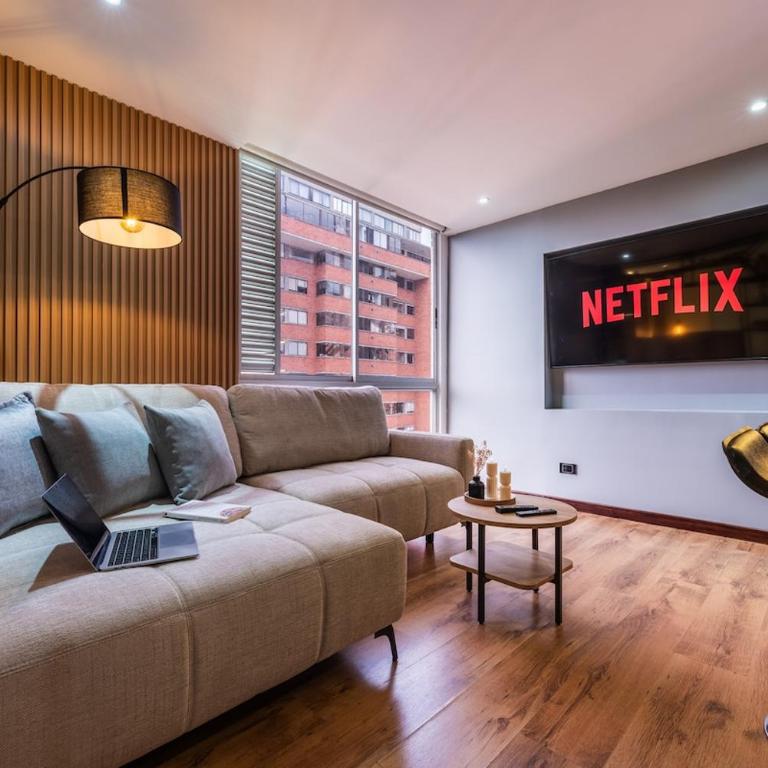 Floor 18 Luxury Studio 5 min from Provenza - One-Bedroom Apartment - 1