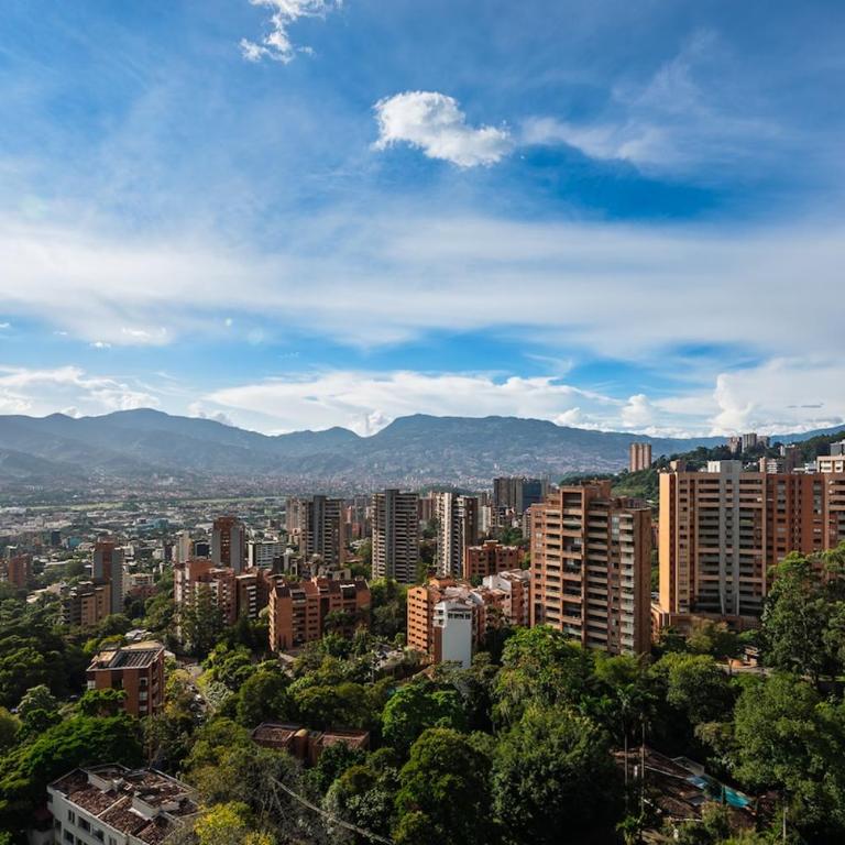 Floor 18 Luxury Studio 5 min from Provenza - One-Bedroom Apartment - 8