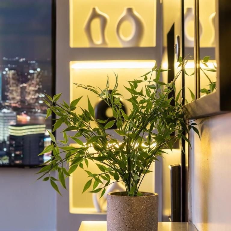 Floor 18 Luxury Studio 5 min from Provenza - One-Bedroom Apartment - 23