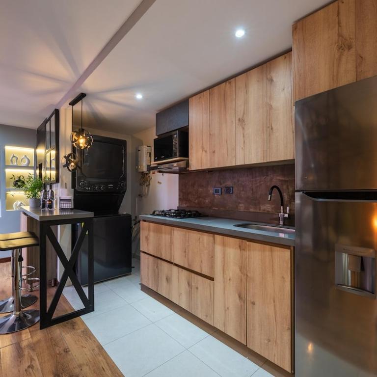 Floor 18 Luxury Studio 5 min from Provenza - One-Bedroom Apartment - 24
