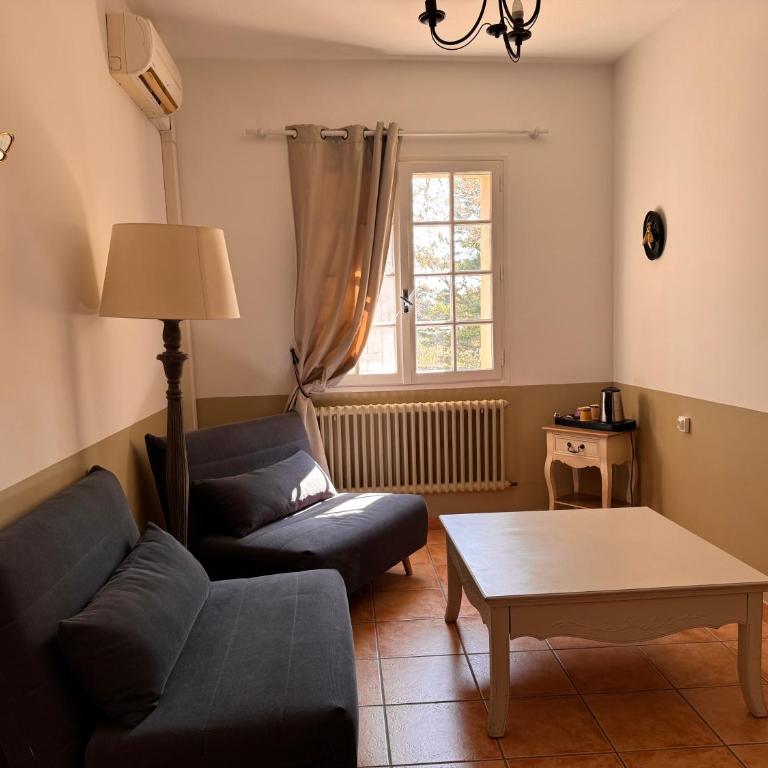 Logis Hotel le Mas De Cure Bourse - Chambre Double Supérieure - 1
