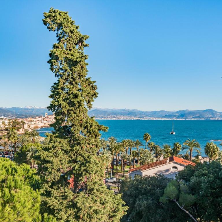 3 pièces en dernier étage - Vue mer et montagnes - Résidence de standing - Two-Bedroom Apartment - 11