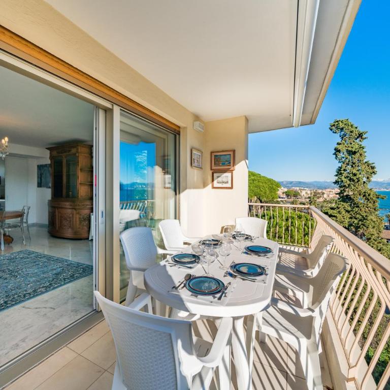 3 pièces en dernier étage - Vue mer et montagnes - Résidence de standing - Two-Bedroom Apartment - 22