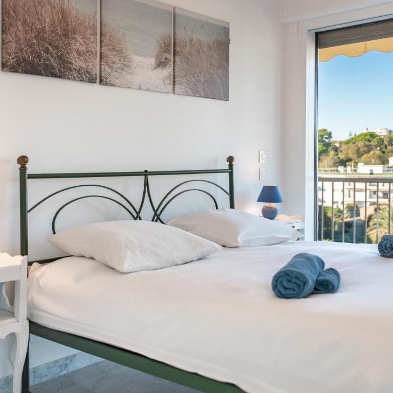 3 pièces en dernier étage - Vue mer et montagnes - Résidence de standing - Two-Bedroom Apartment - 29