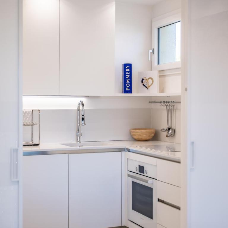 3 pièces en dernier étage - Vue mer et montagnes - Résidence de standing - Two-Bedroom Apartment - 25