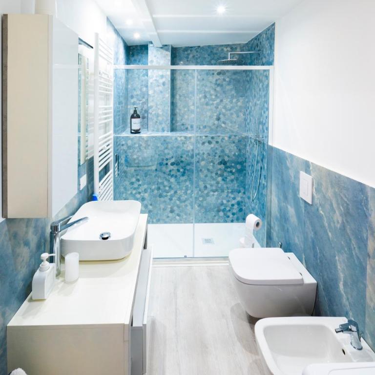 Arthouse Brescia - Arte & Comfort - Centro & Stazione - One-Bedroom Apartment - 3