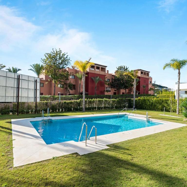 Modern Apartment with Terrace & Pools Next to Golf - Apartamento de 2 dormitorios con terraza - 2