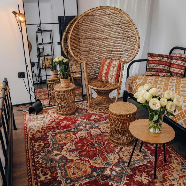 Garden Boutique Hotel Belgrade - free breakfast & parking - Standard Family Room - 3