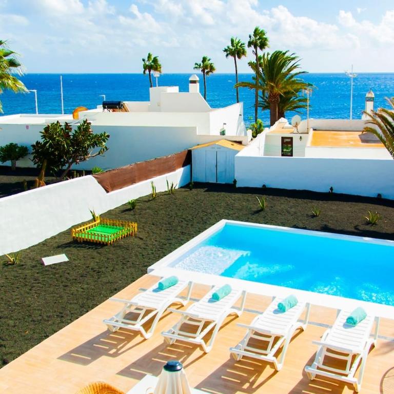 Villa Araluce - Three-Bedroom Villa - 7