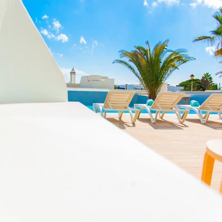 Villa Araluce - Three-Bedroom Villa - 17