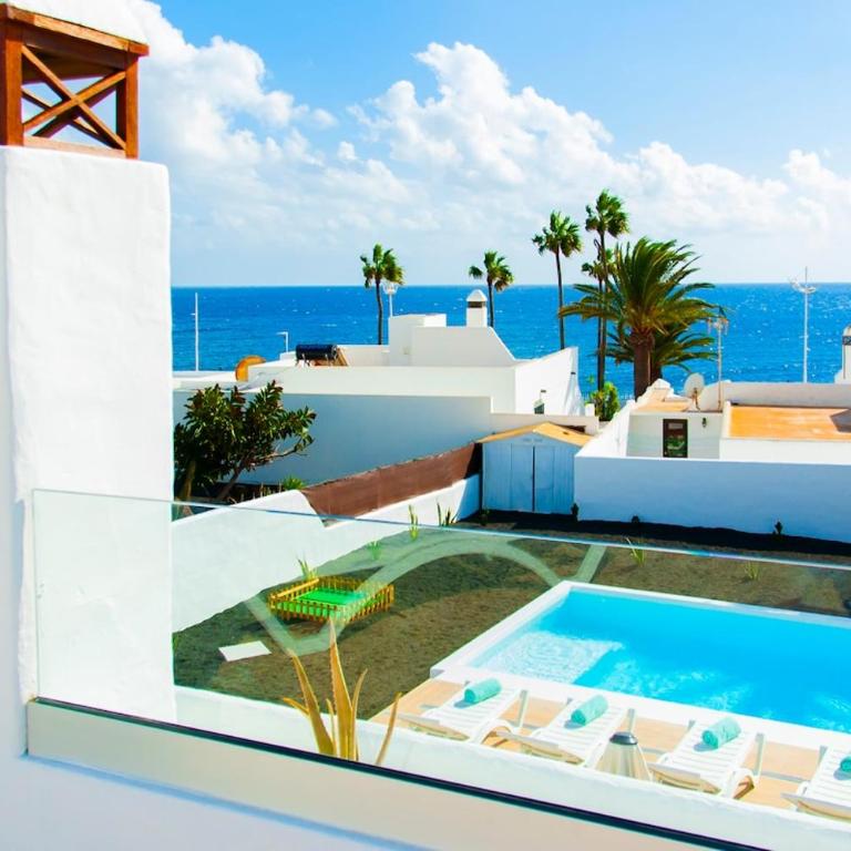 Villa Araluce - Three-Bedroom Villa - 25
