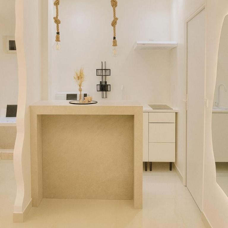 Suite Oléa & Private Jacuzzi - One-Bedroom Apartment - 10