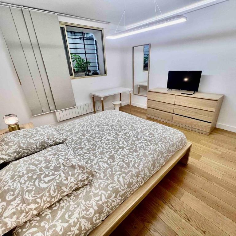 Prestigieux ! Avenue Henri Martin ! Tour Eiffel ! - Appartement 1 Chambre - 14