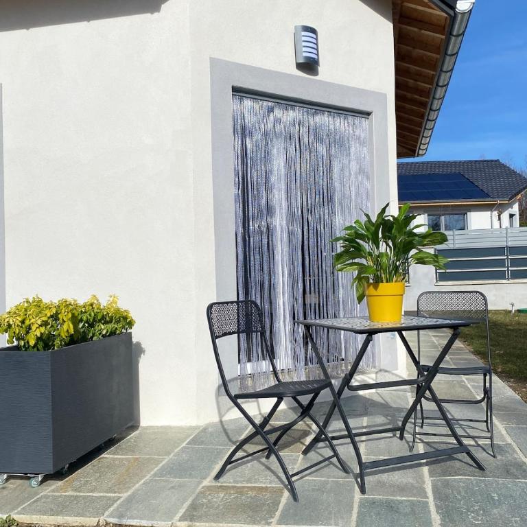 Studio au calme avec terrasse et parking privé - Appartement 1 Chambre - 12