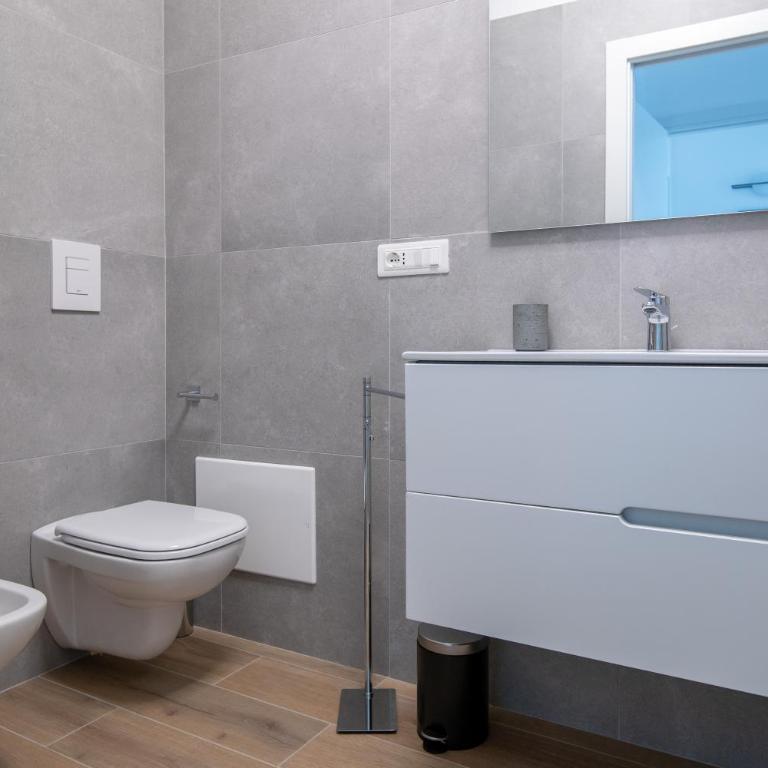 Incanto Nel Borgo Luxury Apartment with Terrace & Parking - Two-Bedroom Apartment - 16