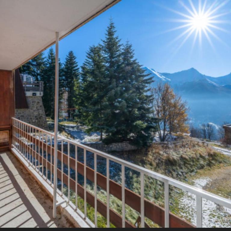 BEL APPARTEMENT MONTAGNE AVEC VUE - Appartement 3 Chambres avec Vue sur la Montagne - 1