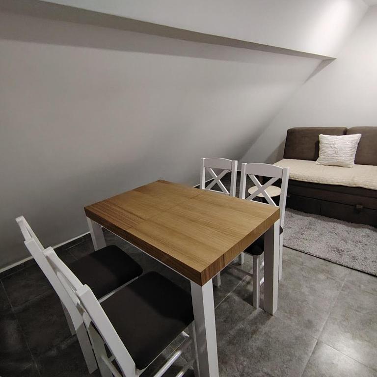 Everblue Chalet Kopaonik - One-Bedroom Apartment with Terrace - 2