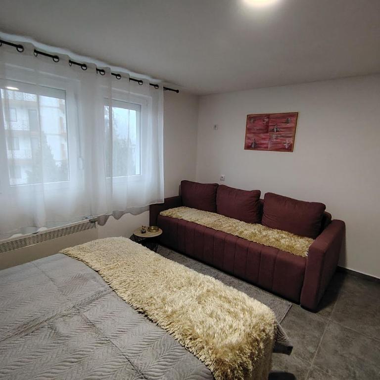 Everblue Chalet Kopaonik - Studio Apartment with King Bed - 3