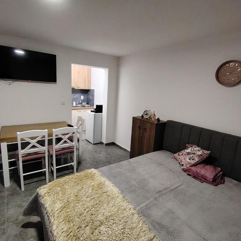 Everblue Chalet Kopaonik - Studio Apartment with King Bed - 5