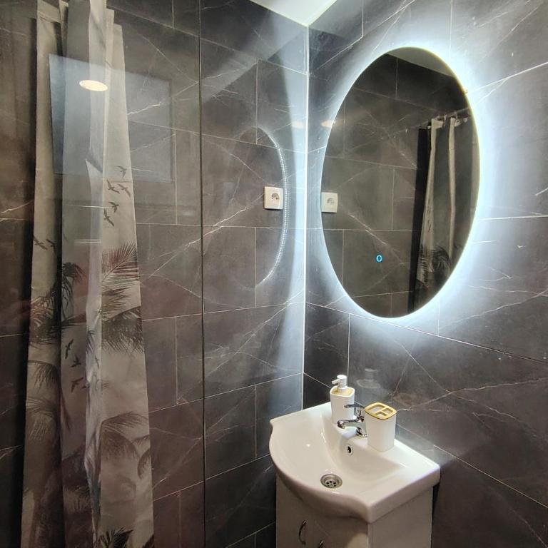 Everblue Chalet Kopaonik - Studio Apartment with Balcony - 5